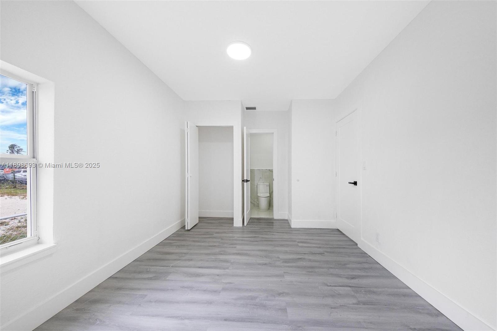 STEPHEN MANOR - Residential