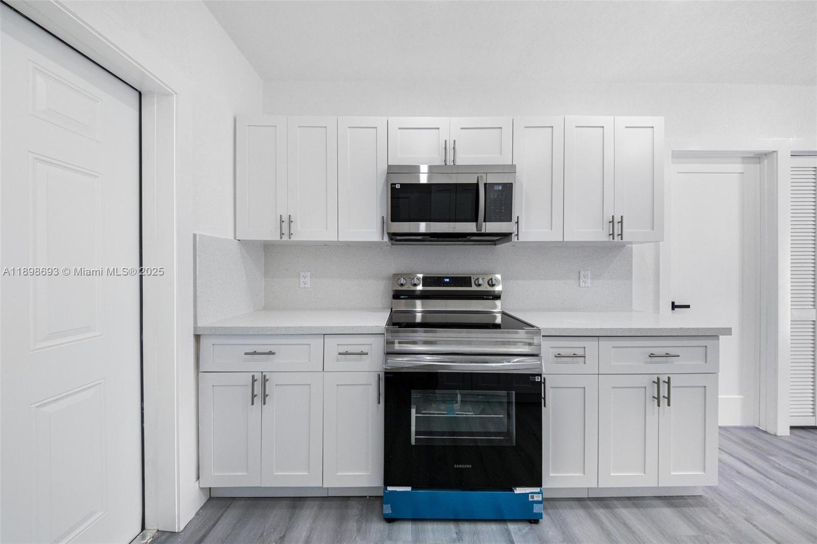 STEPHEN MANOR - Residential