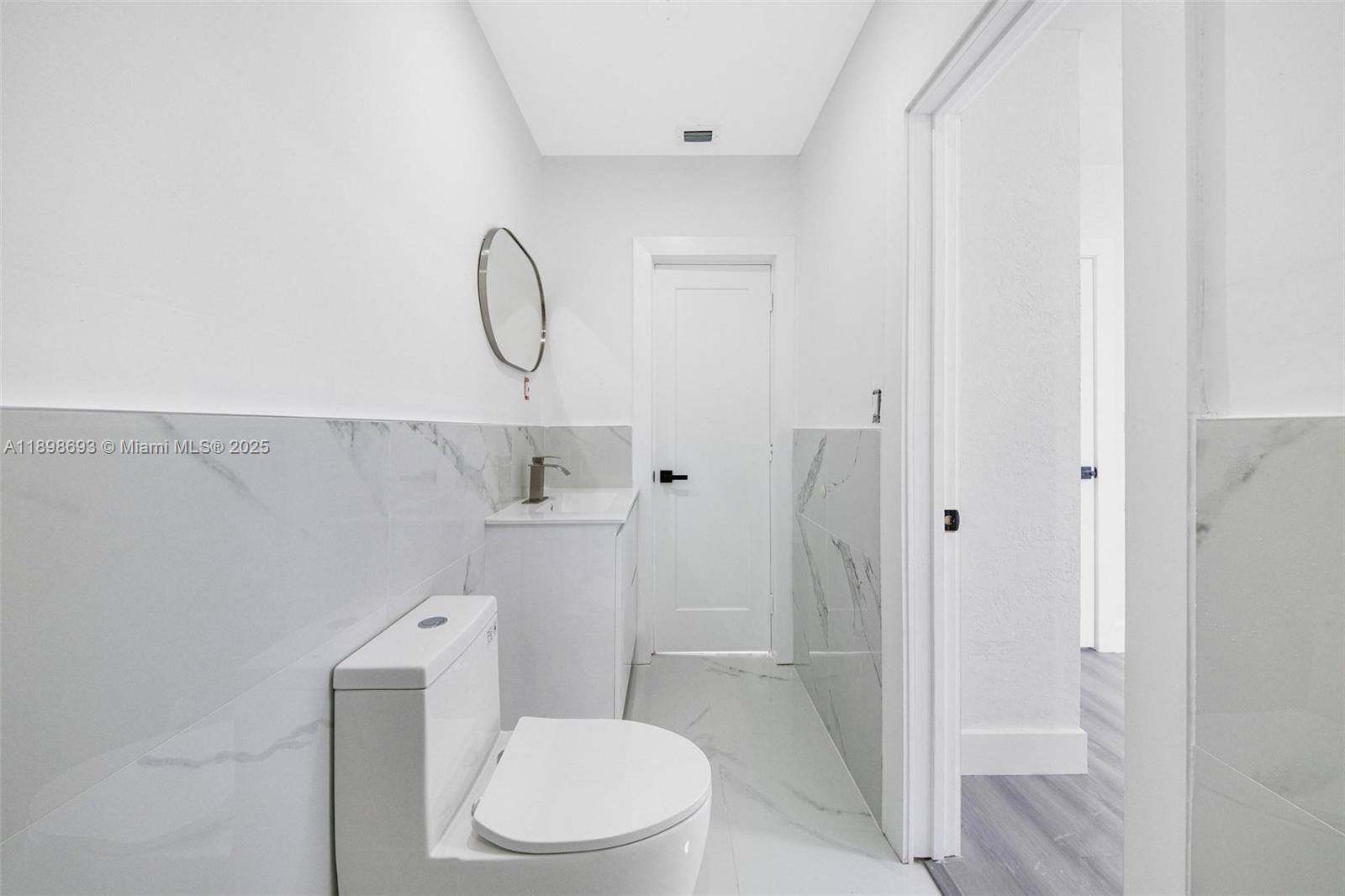 STEPHEN MANOR - Residential