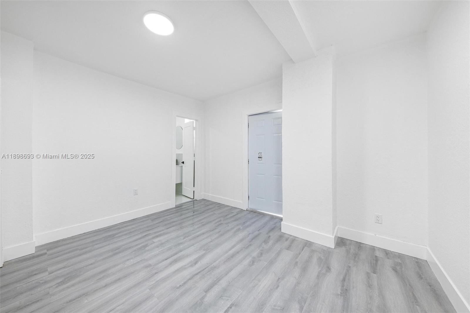 STEPHEN MANOR - Residential