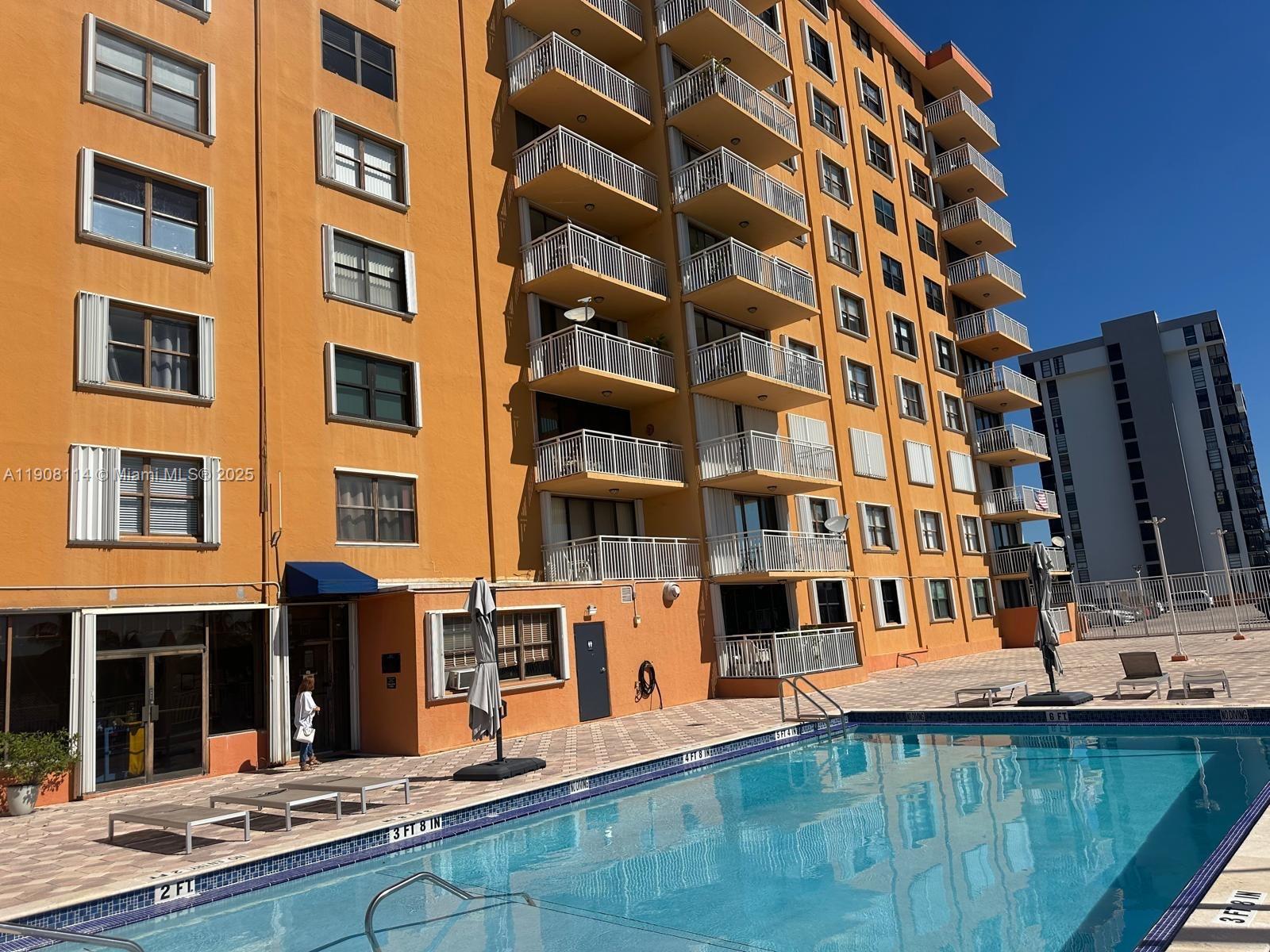 WATERSIDE TOWERS CONDO - Residential Lease