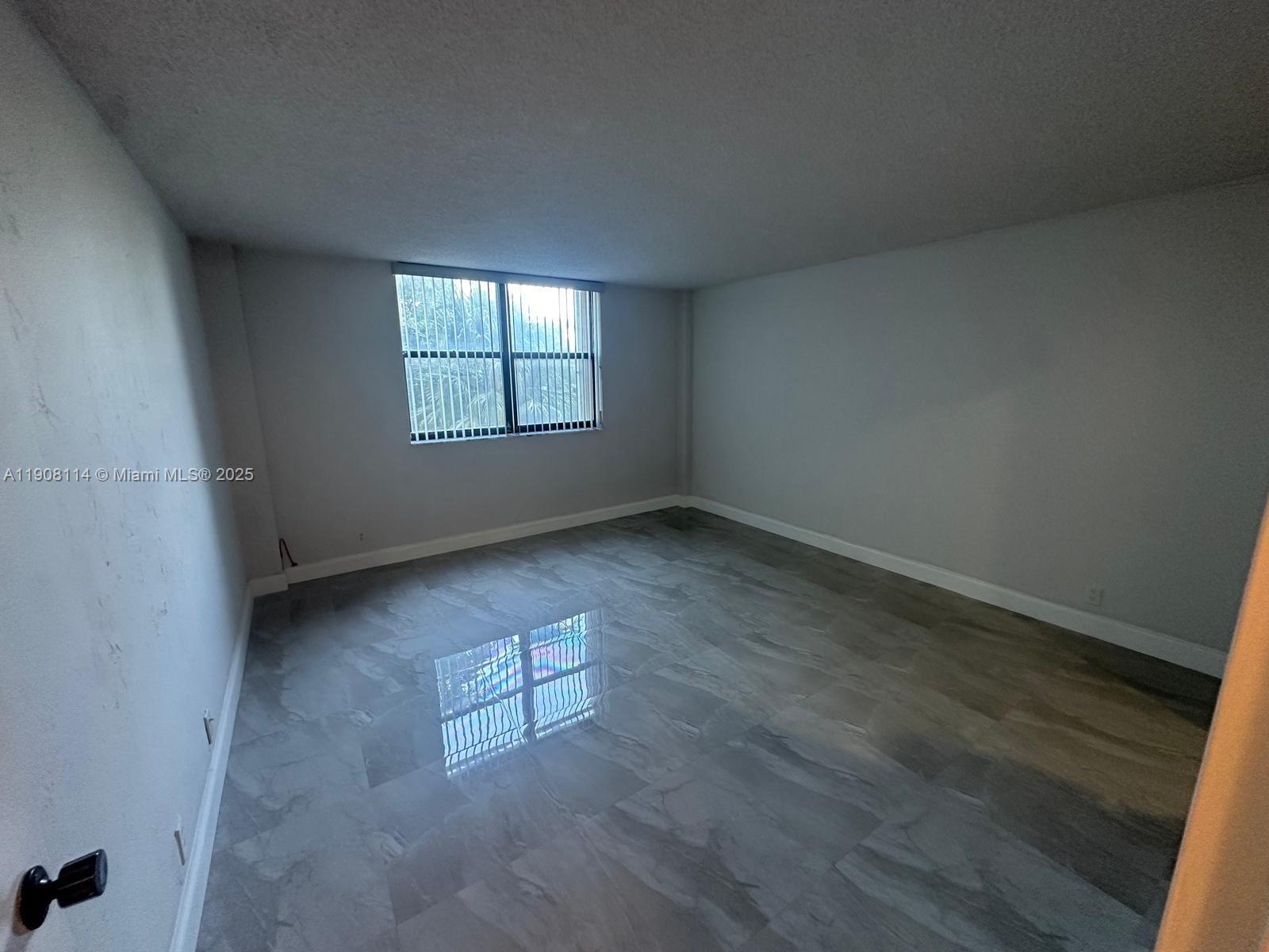 WATERSIDE TOWERS CONDO - Residential Lease