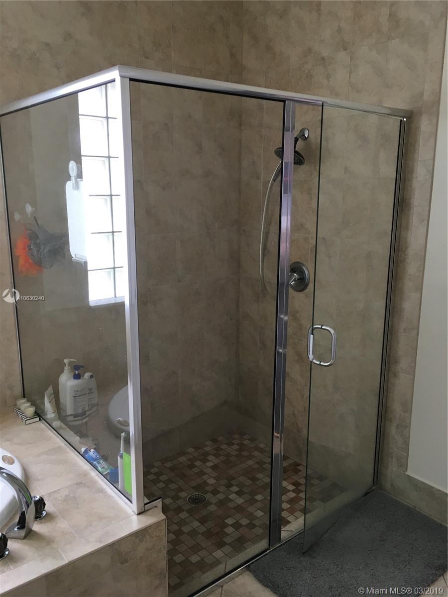 PEMBROKE SHORES PARCEL 2 - Residential Lease