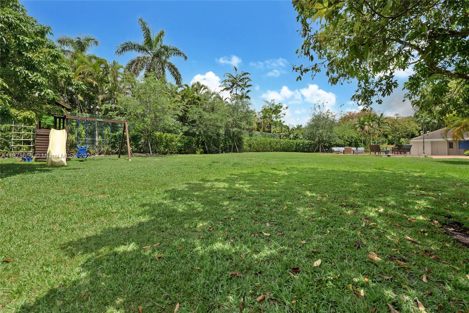 COCOPLUM SEC 1 - Residential