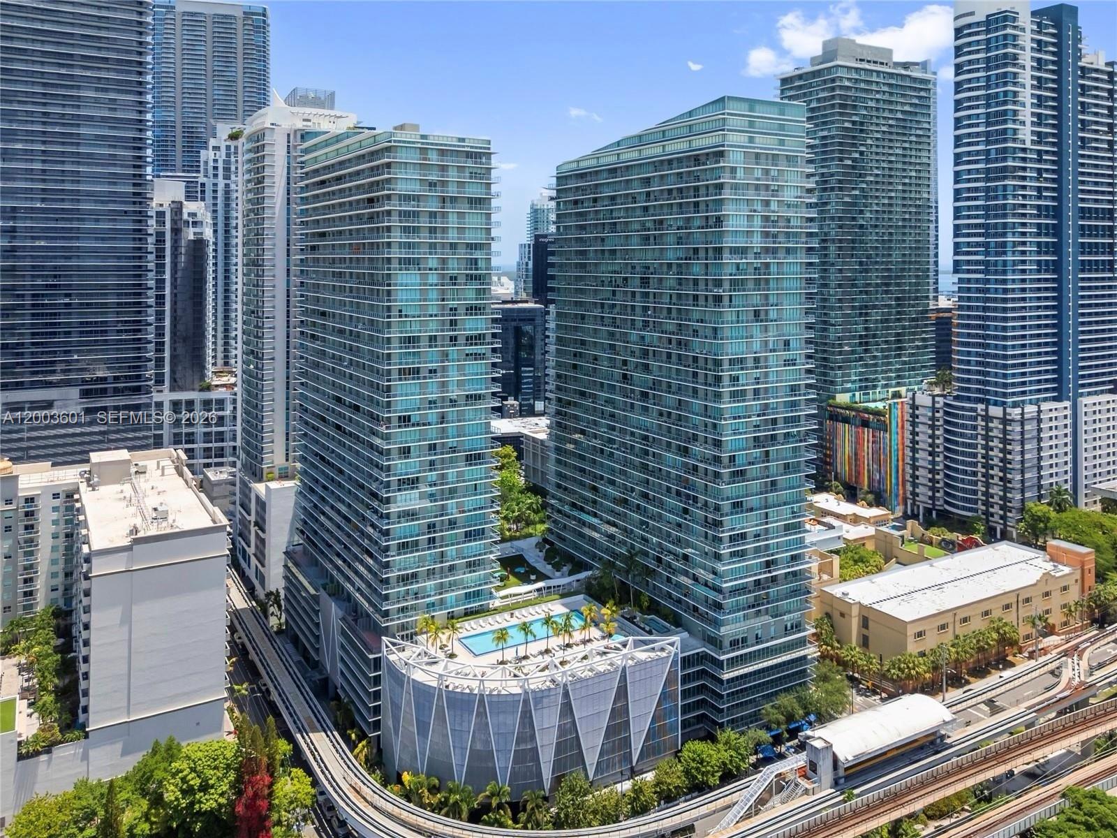 THE AXIS ON BRICKELL II C - Residential