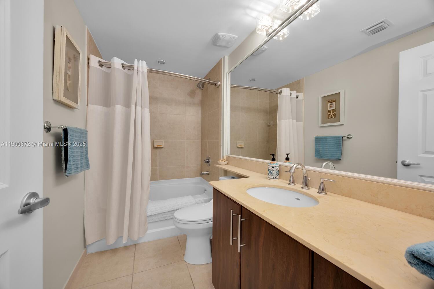 LAUDERDALE ONE CONDO - Residential