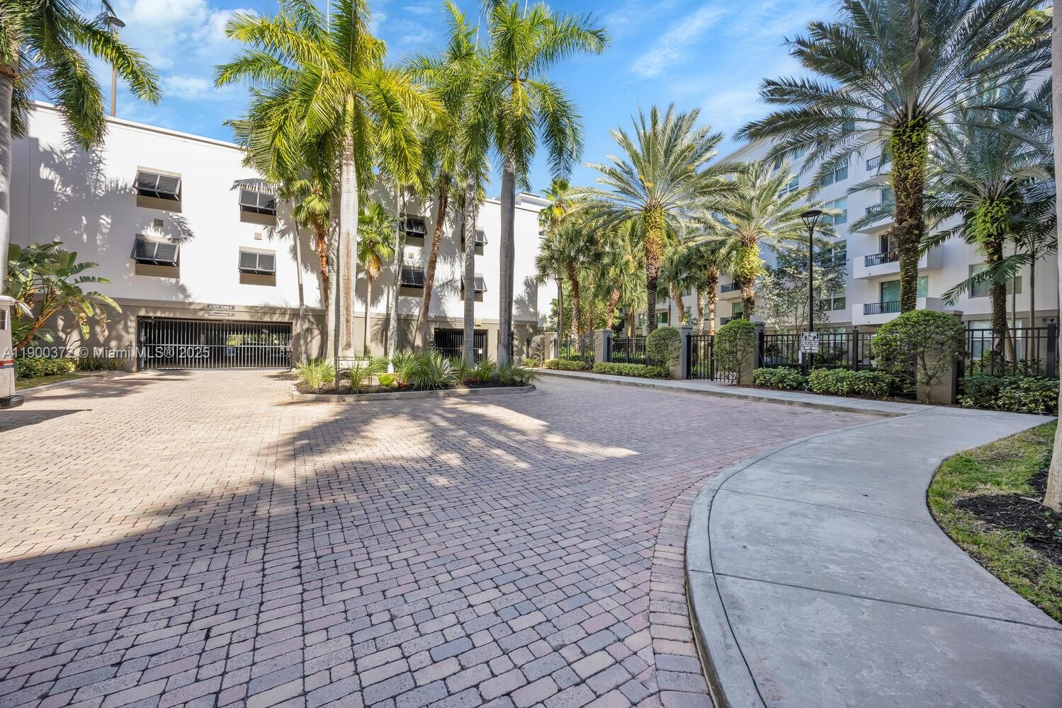 LAUDERDALE ONE CONDO - Residential