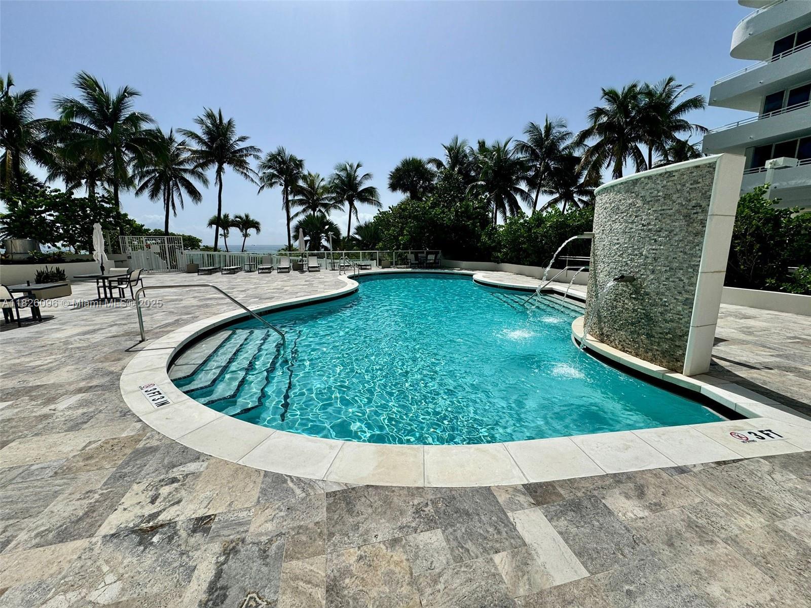 MIRAGE CONDO - Residential