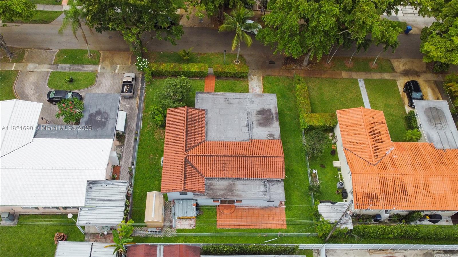 CALVERT MANORS - Residential
