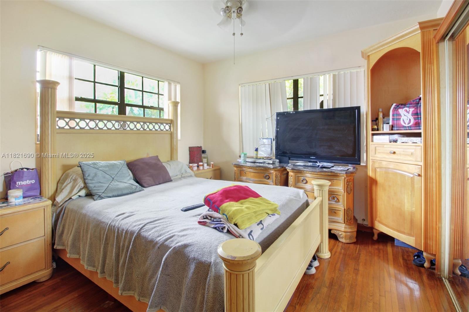 CALVERT MANORS - Residential