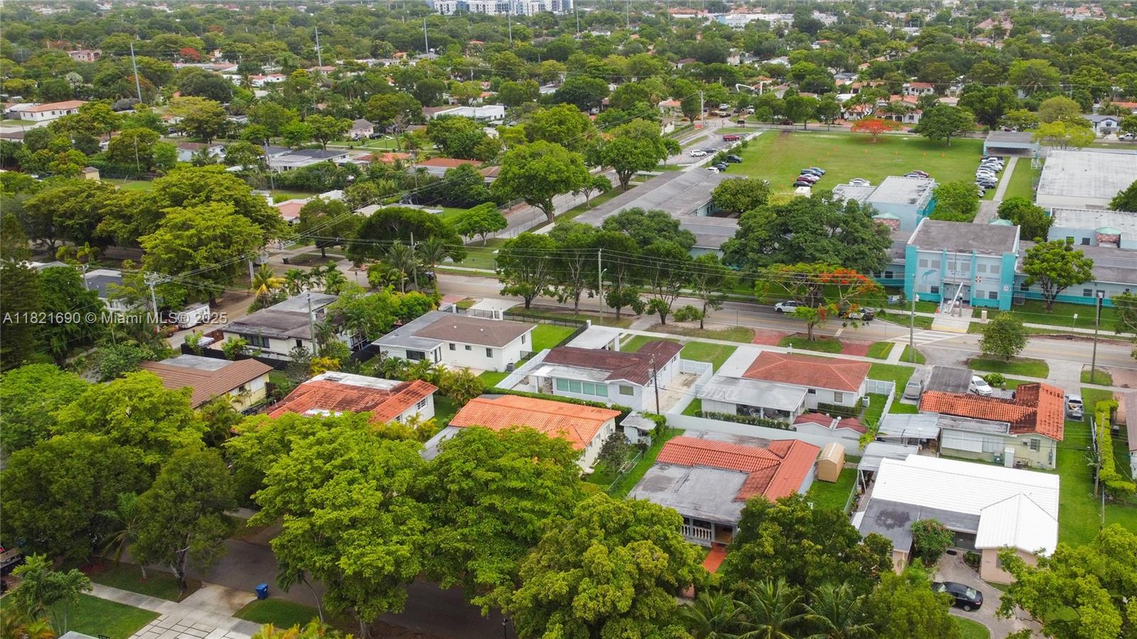 CALVERT MANORS - Residential