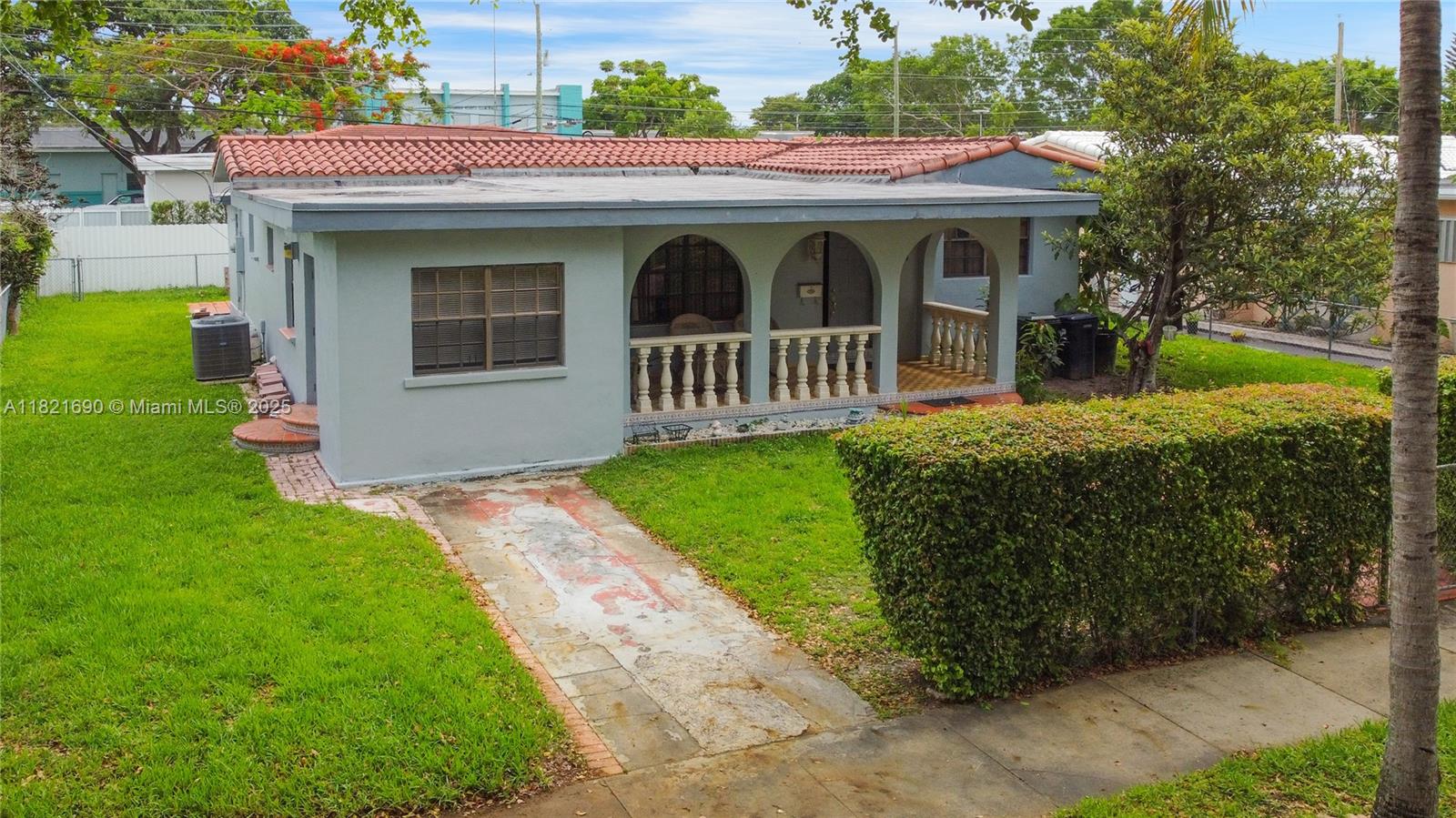 CALVERT MANORS - Residential