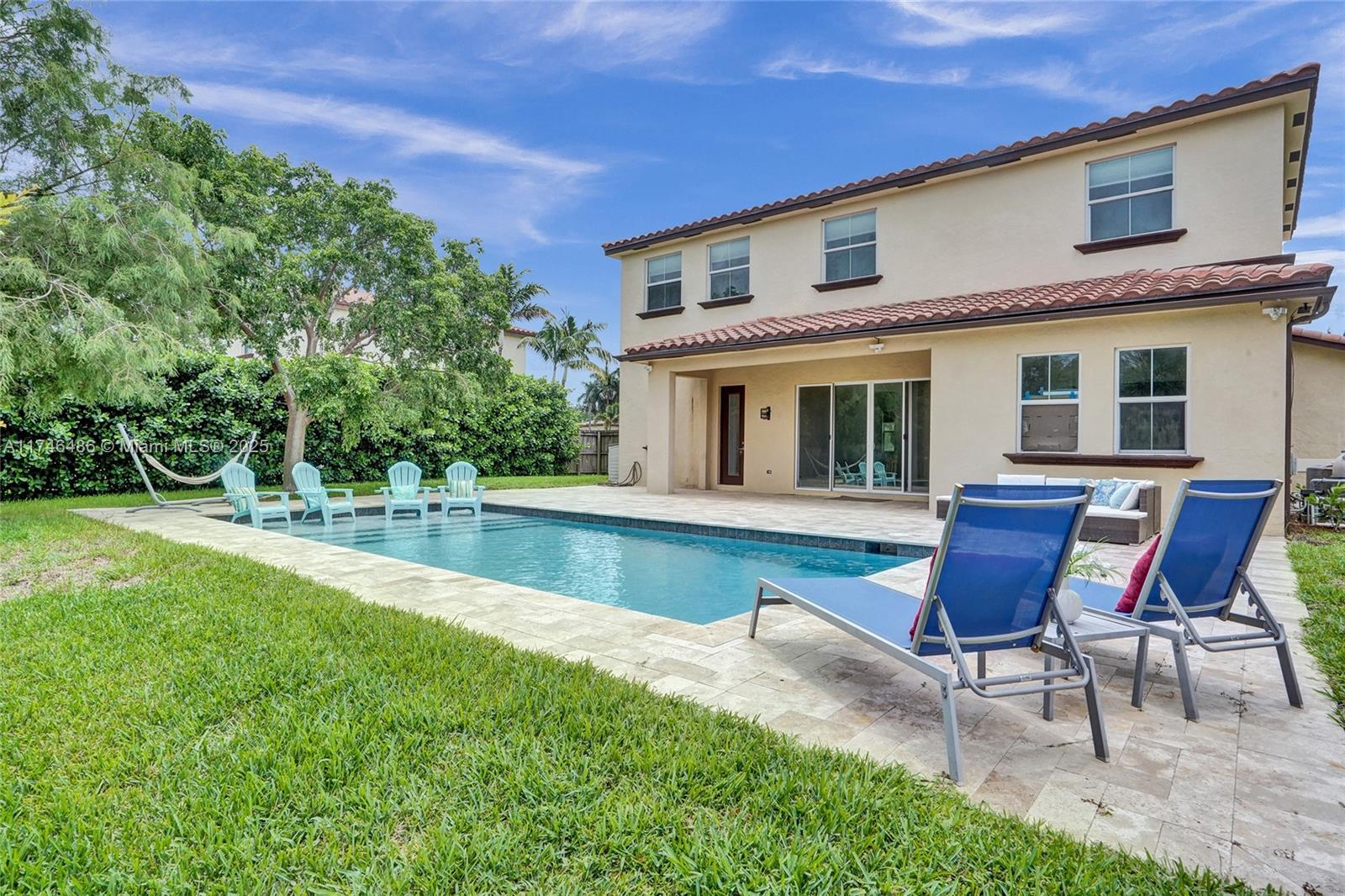 Welcome to this gorgeous unfurnished home featuring 4 bedrooms, 3.5 bathrooms, plus a den. Step outside to a huge pool, jacuzzi, pool chairs, and an outdoor sofa. The spacious backyard boasts a new gazebo, BBQ area, and plenty of room for families with pets to play.Add your touch to make it truly feel like home!
Located in a tranquil neighborhood, this home is near top-rated schools like Summit-Questa Montessori, Nova Eisenhower, Nova High, and Parkway Christian School. Davie offers a perfect mix of suburban charm and big-city convenience, known for its equestrian lifestyle and vast green spaces. With easy access to Fort Lauderdale and Miami, you'll enjoy job opportunities, a thriving business climate, and an ideal setting for families, students, and young professionals