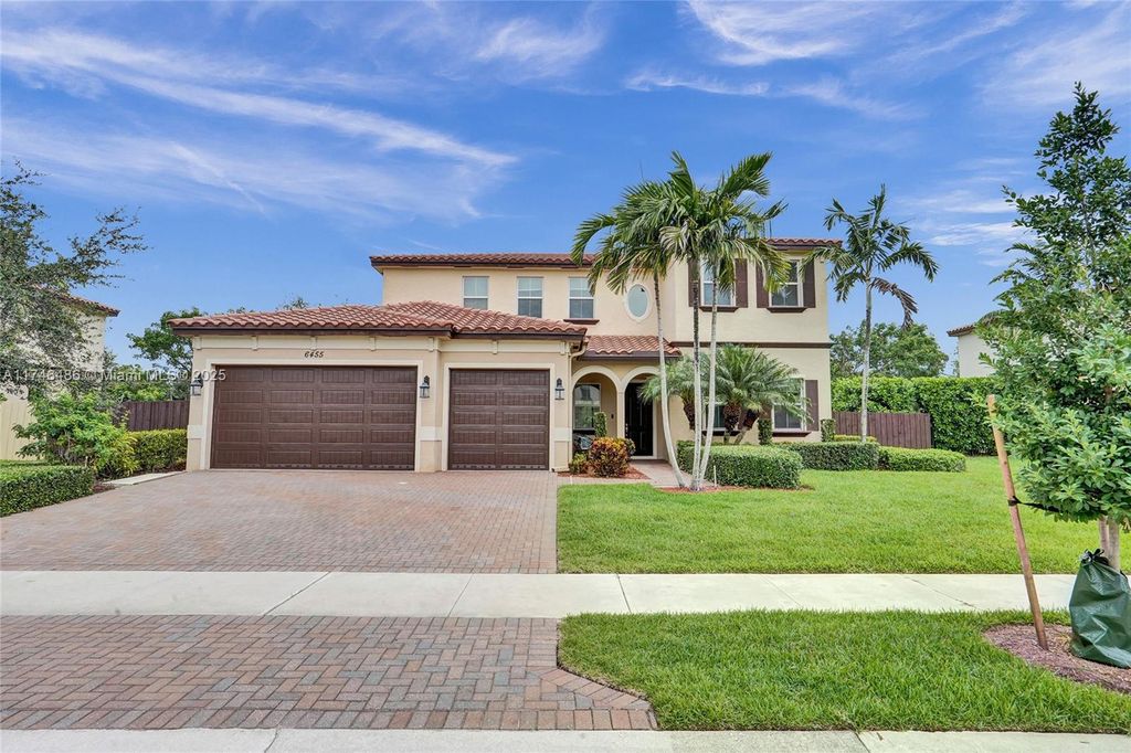 Photo of 6455 SW 55th Pl, Davie, FL 33314 (MLS # A11746486)