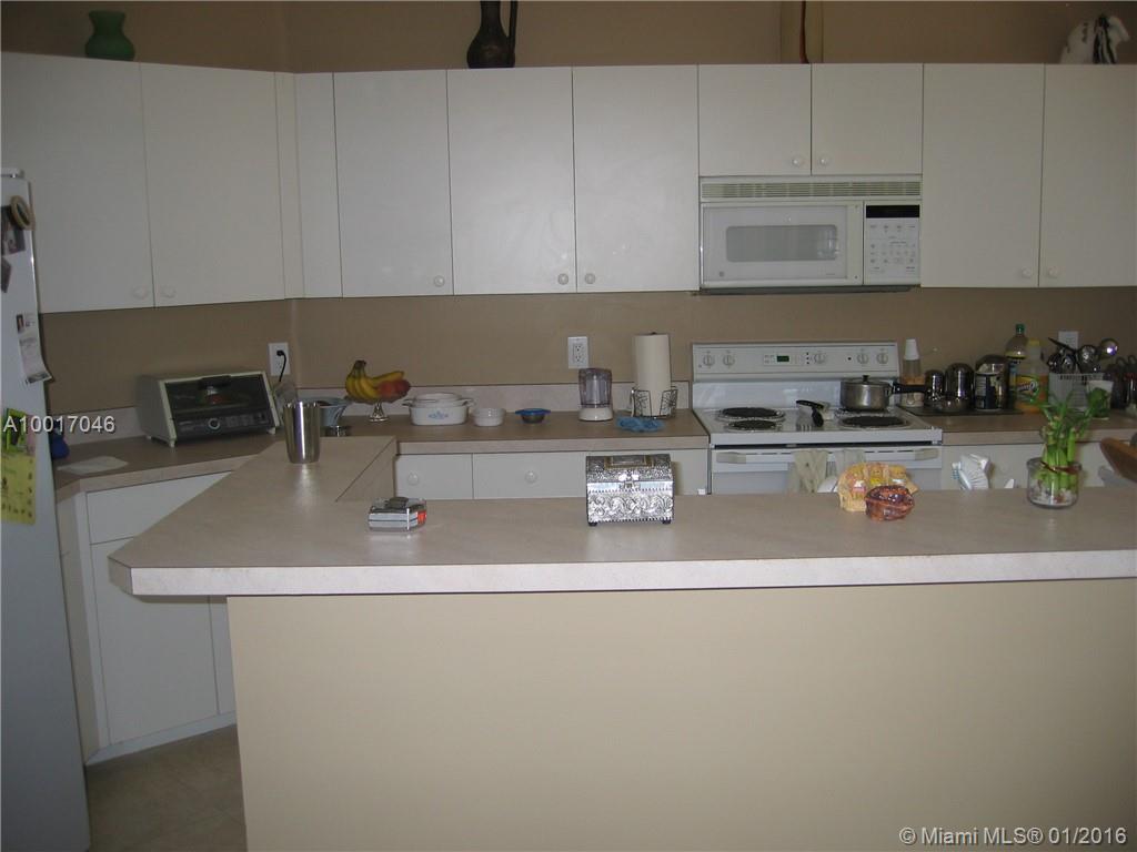 LENNOX ISLE - Residential Lease