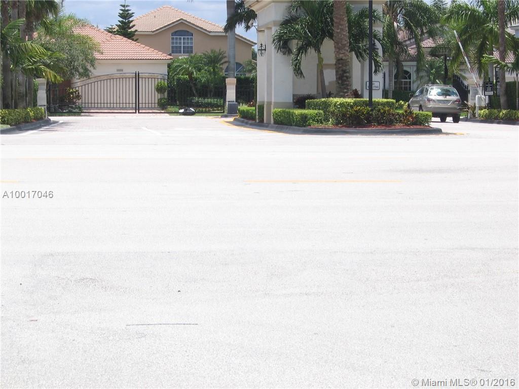 LENNOX ISLE - Residential Lease