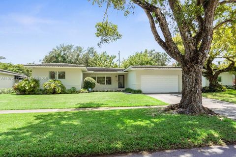 408 Como Ave Coral Gables FL 33146