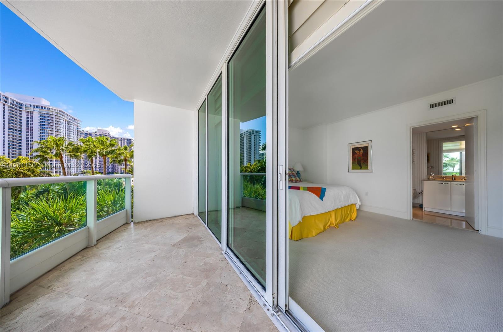 TOWERS OF PORTO VITA-SOUT - Residential