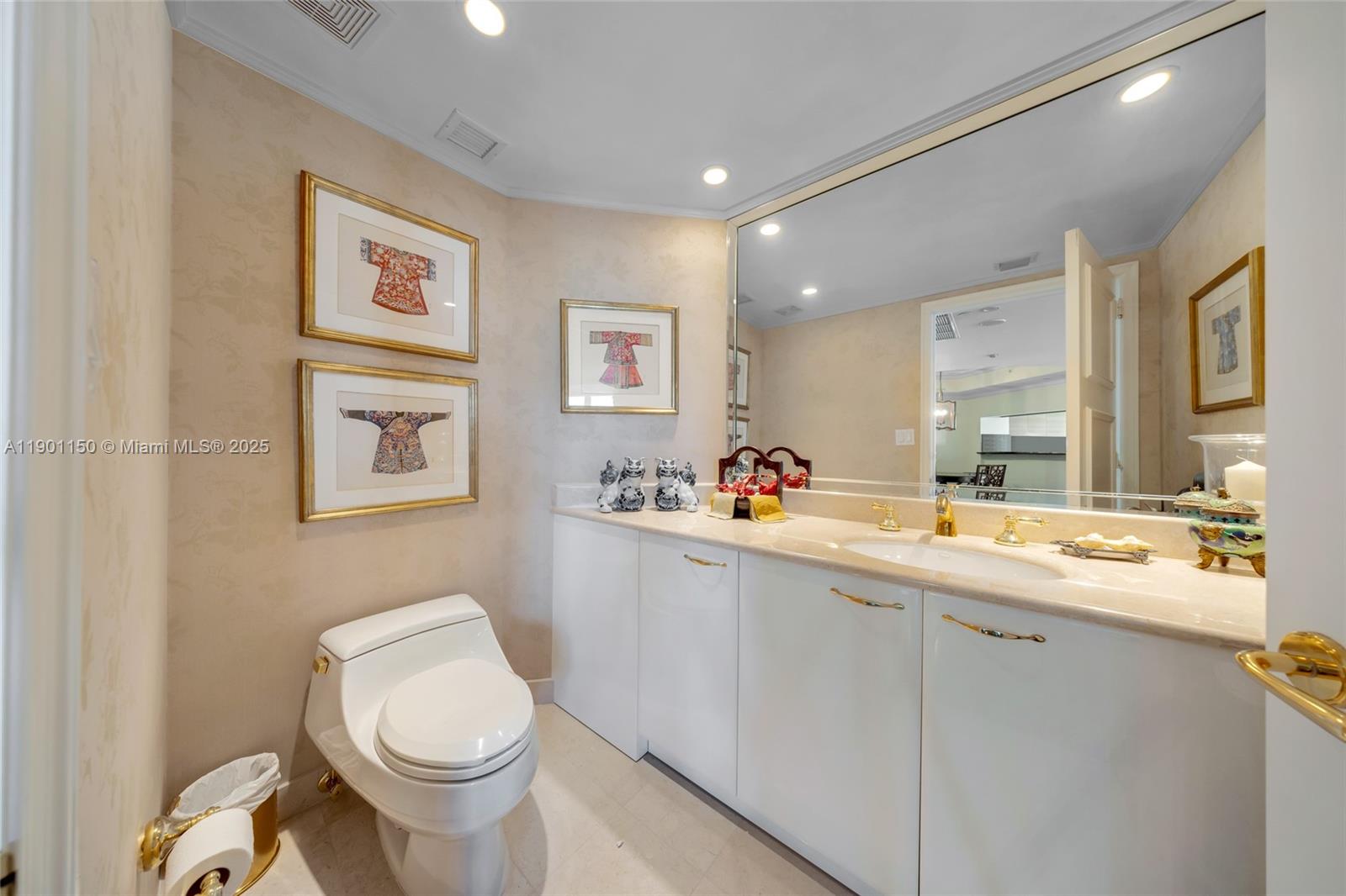 TOWERS OF PORTO VITA-SOUT - Residential