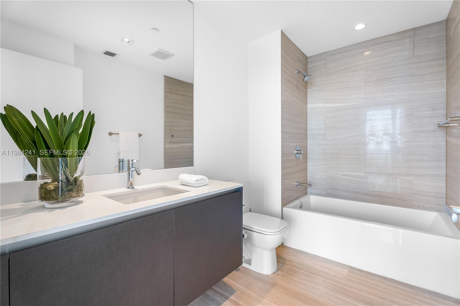 ECHO BRICKELL CONDO - Residential