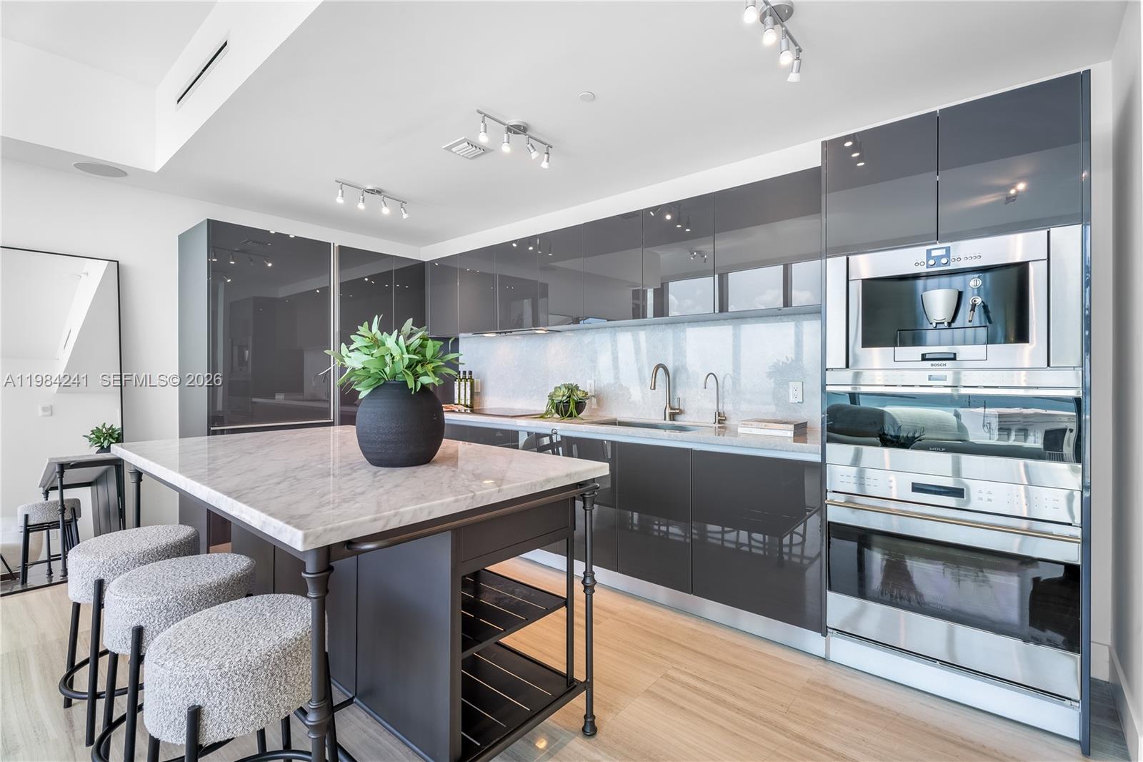 ECHO BRICKELL CONDO - Residential