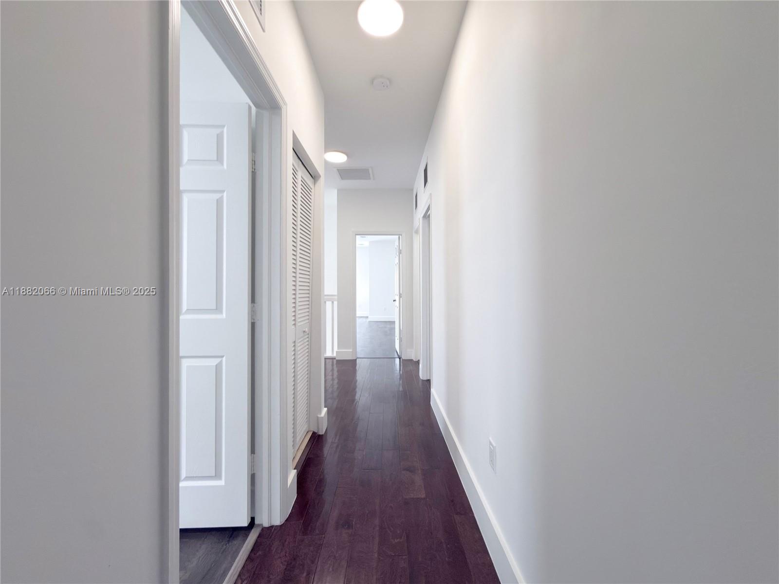 VINTAGE ESTATES - Residential