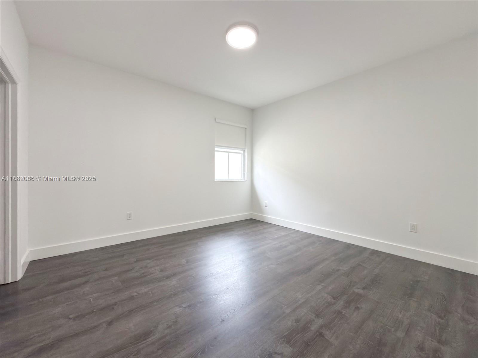 VINTAGE ESTATES - Residential