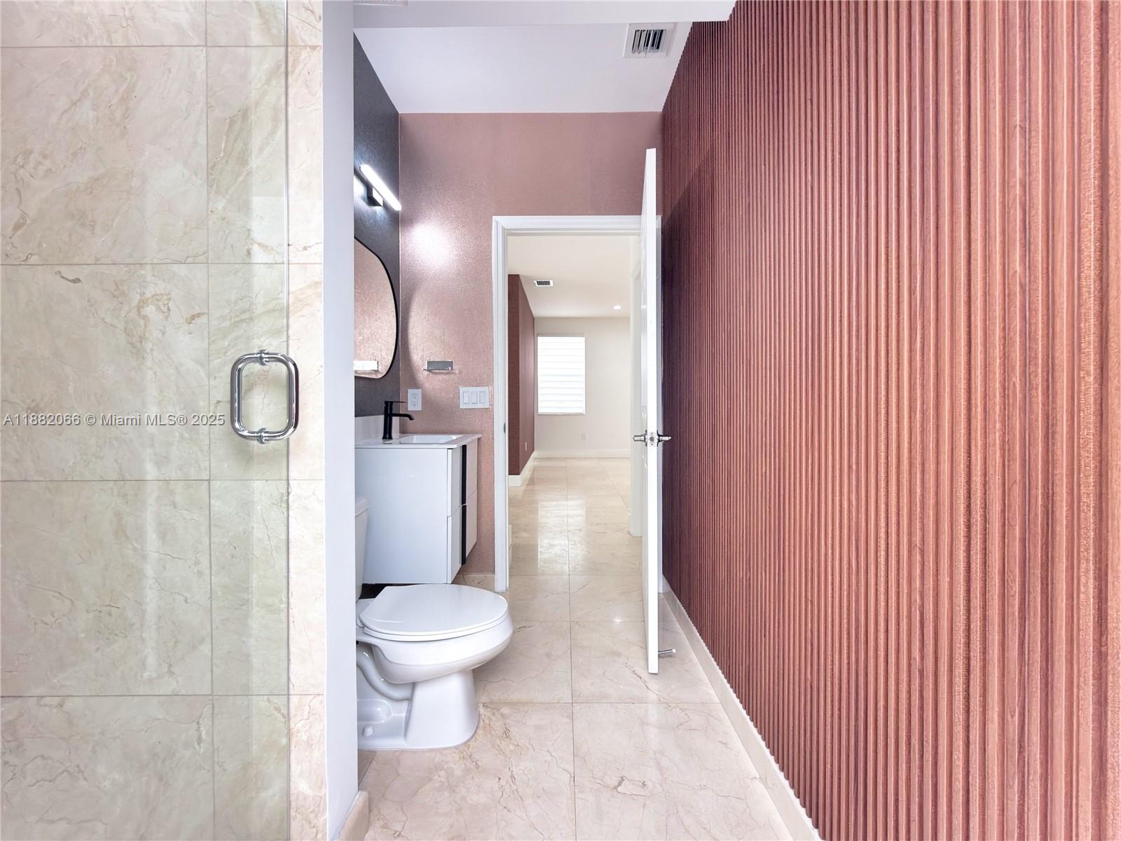 VINTAGE ESTATES - Residential