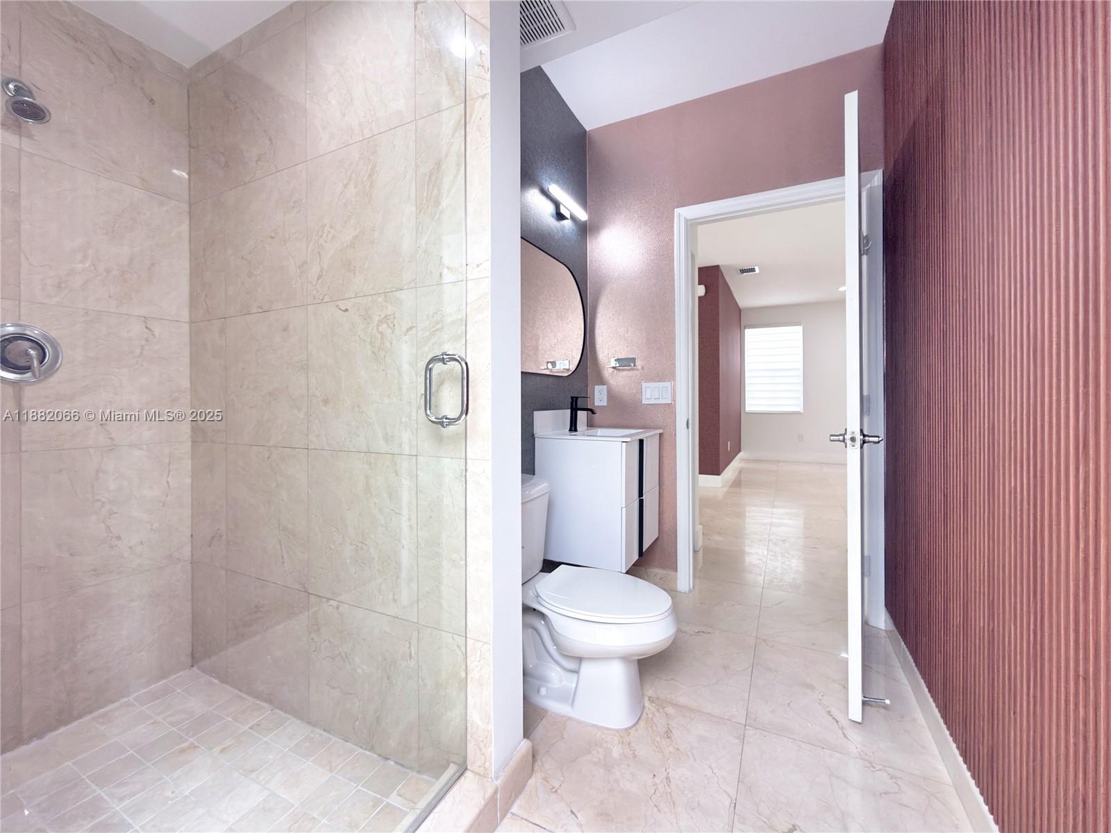 VINTAGE ESTATES - Residential