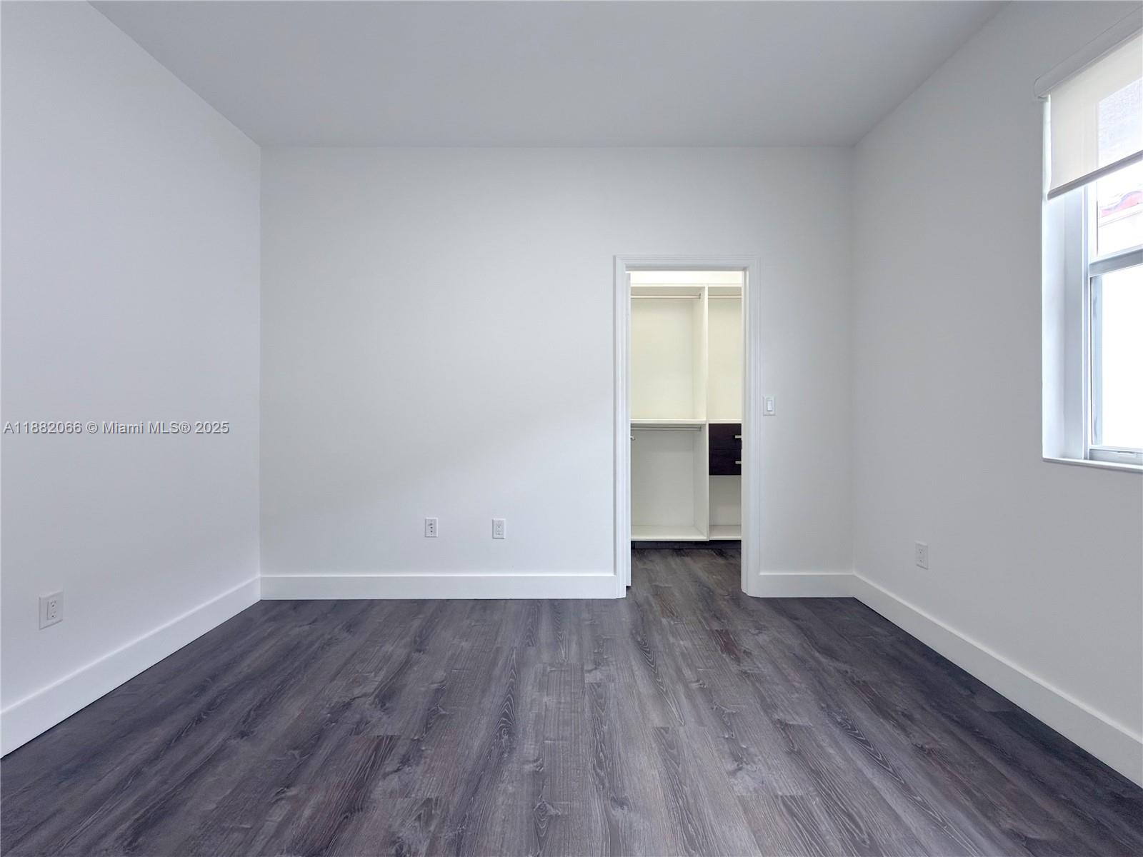 VINTAGE ESTATES - Residential