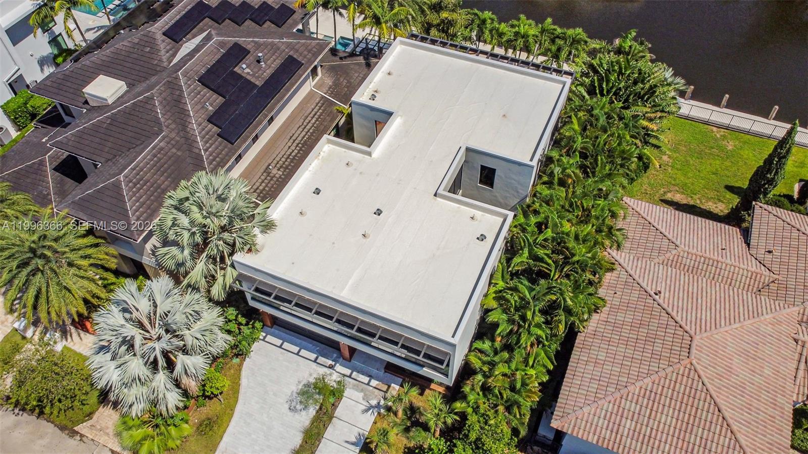 RIVIERA Isles - Residential