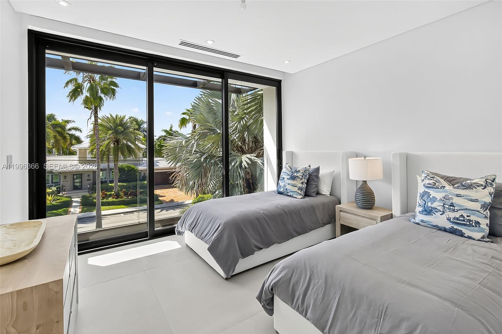 RIVIERA Isles - Residential