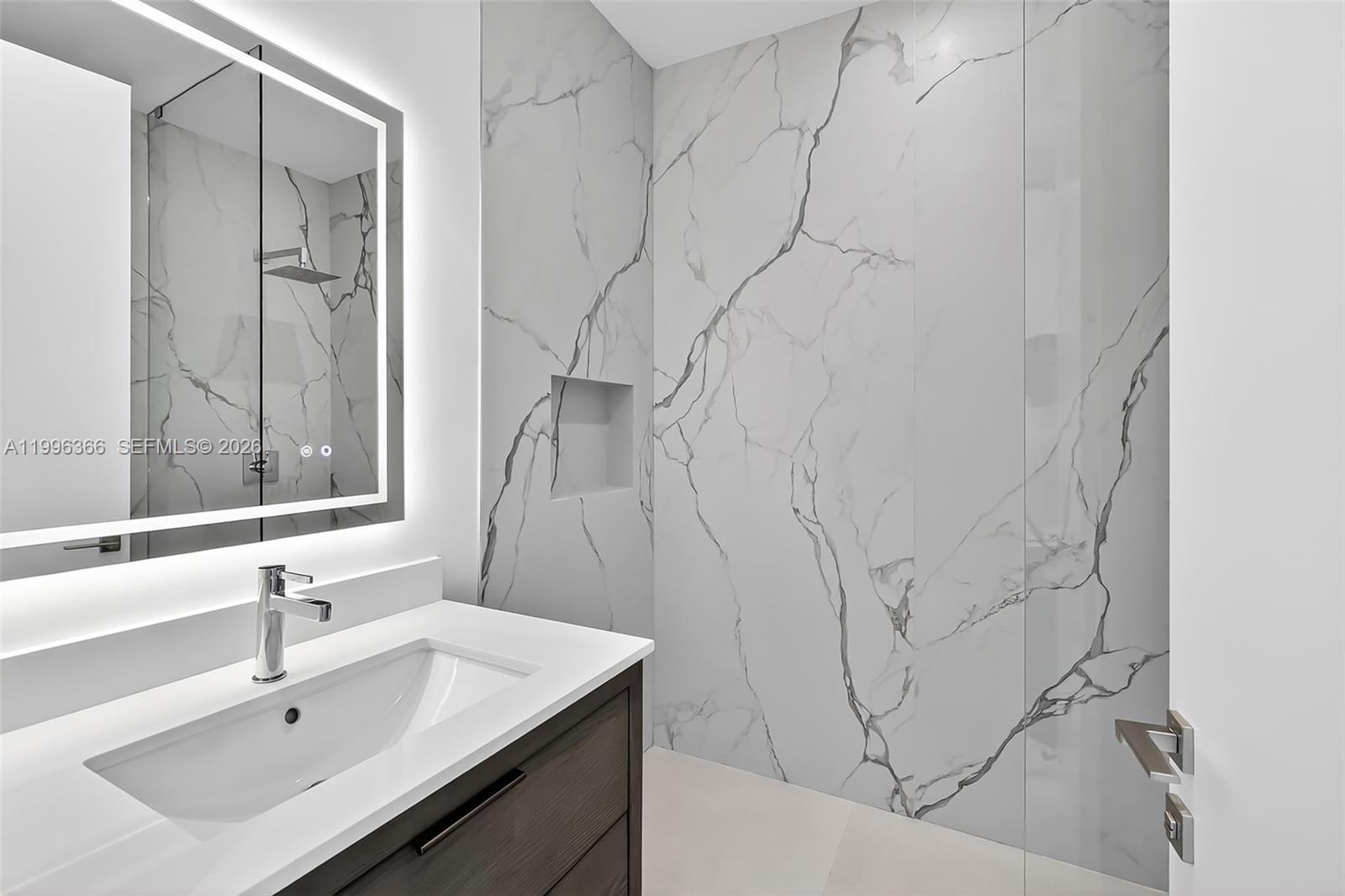 RIVIERA Isles - Residential