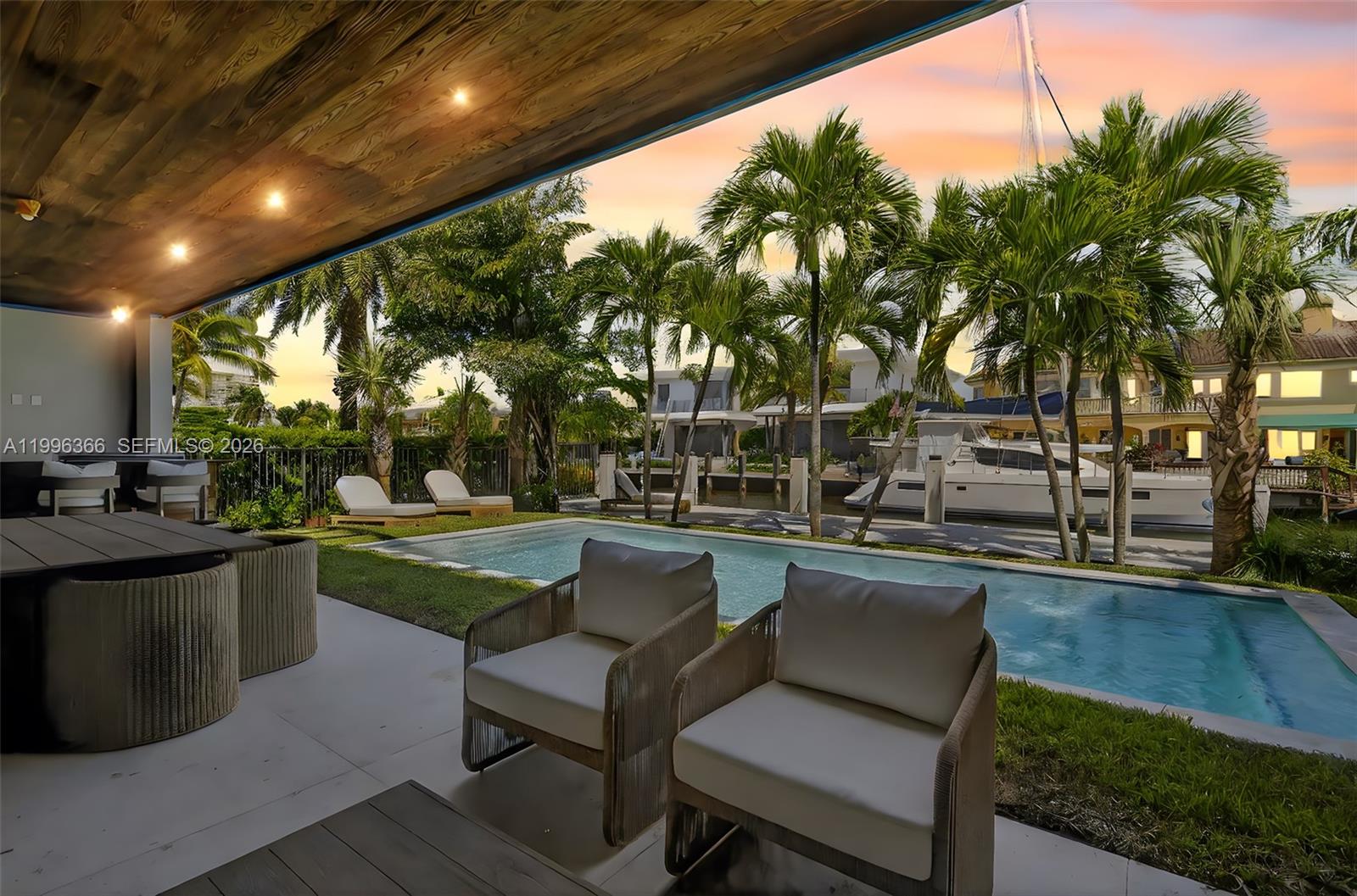 RIVIERA Isles - Residential