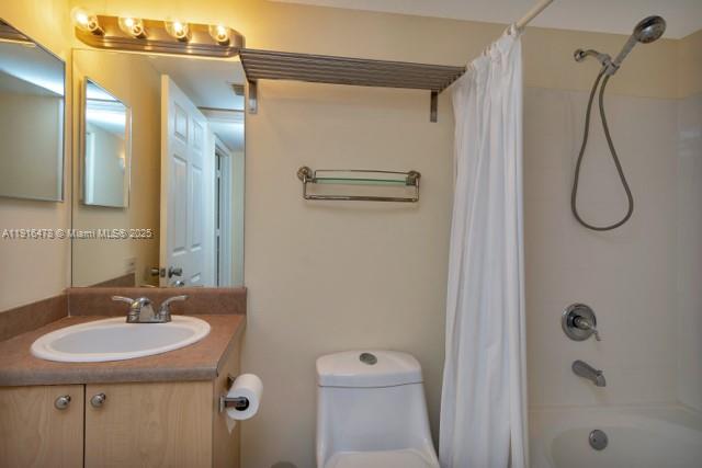 VILLA DEL SOL CONDO - Residential Lease