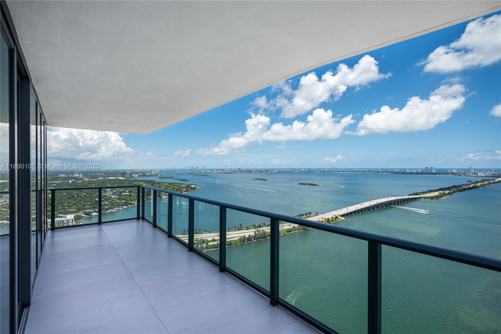 ONE PARAISO CONDO - Residential