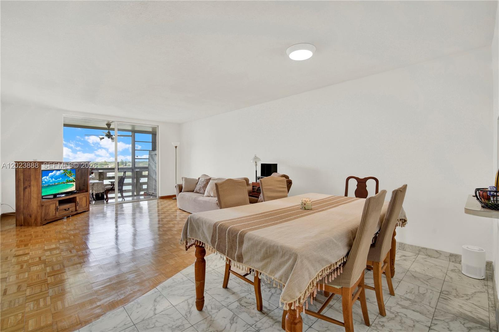 FIFITH MOORINGS CONDO - Residential