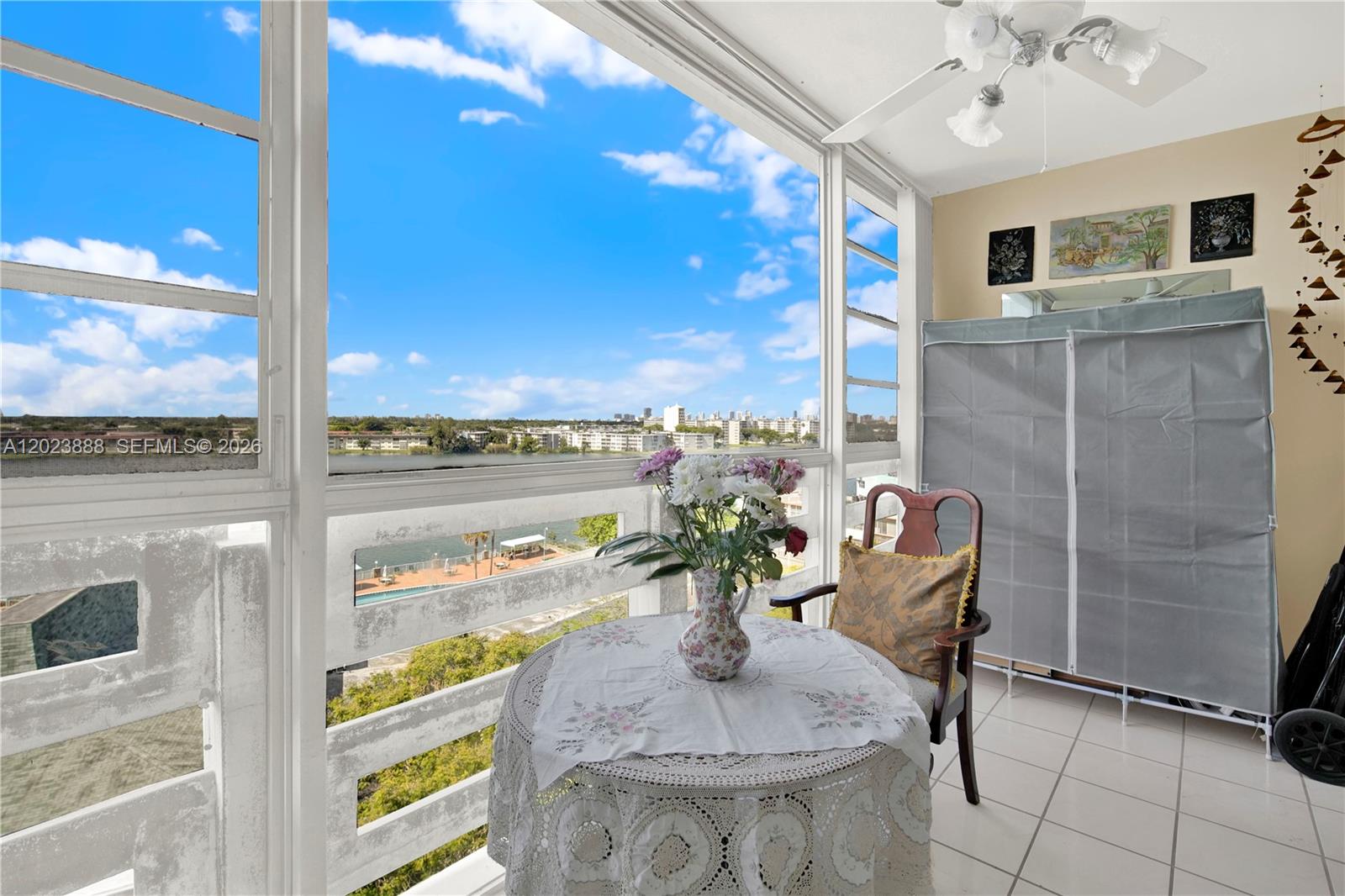 FIFITH MOORINGS CONDO - Residential