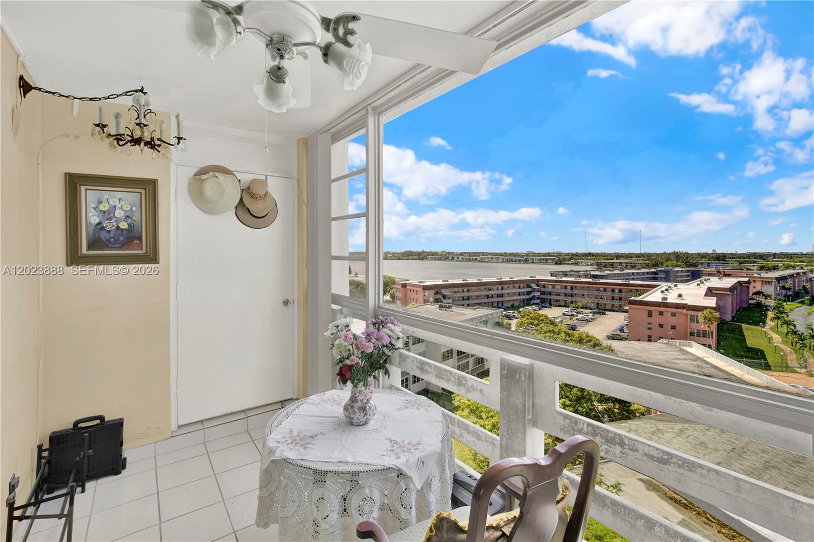 FIFITH MOORINGS CONDO - Residential