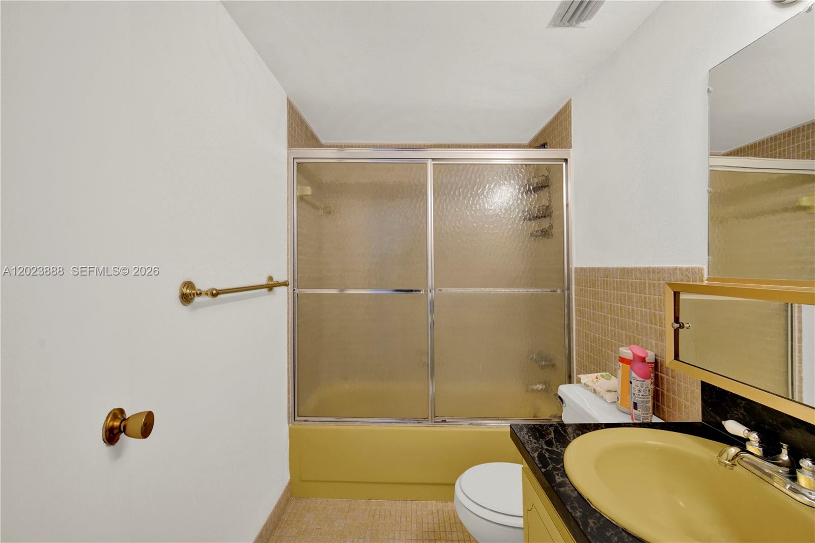 FIFITH MOORINGS CONDO - Residential