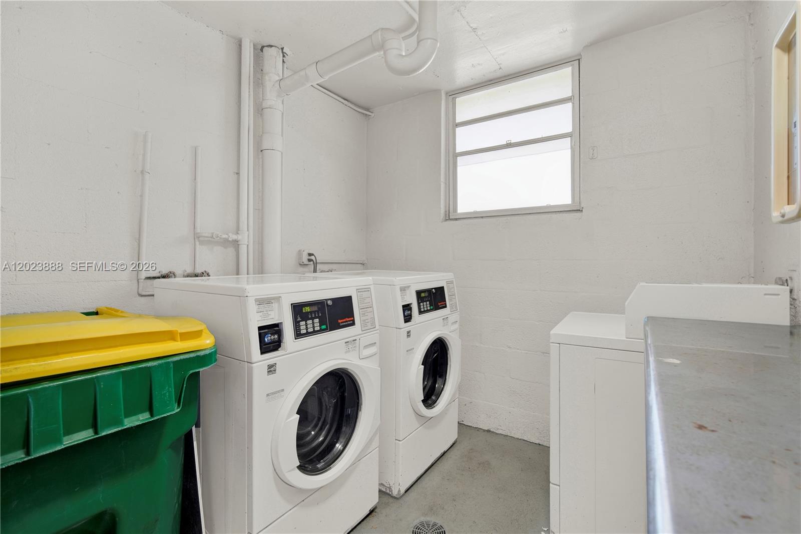 FIFITH MOORINGS CONDO - Residential