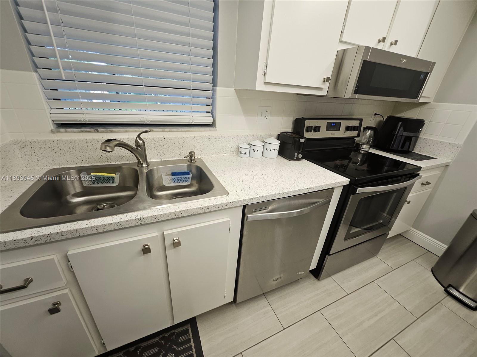 PINES OF SPRINGTREE - Residential Lease