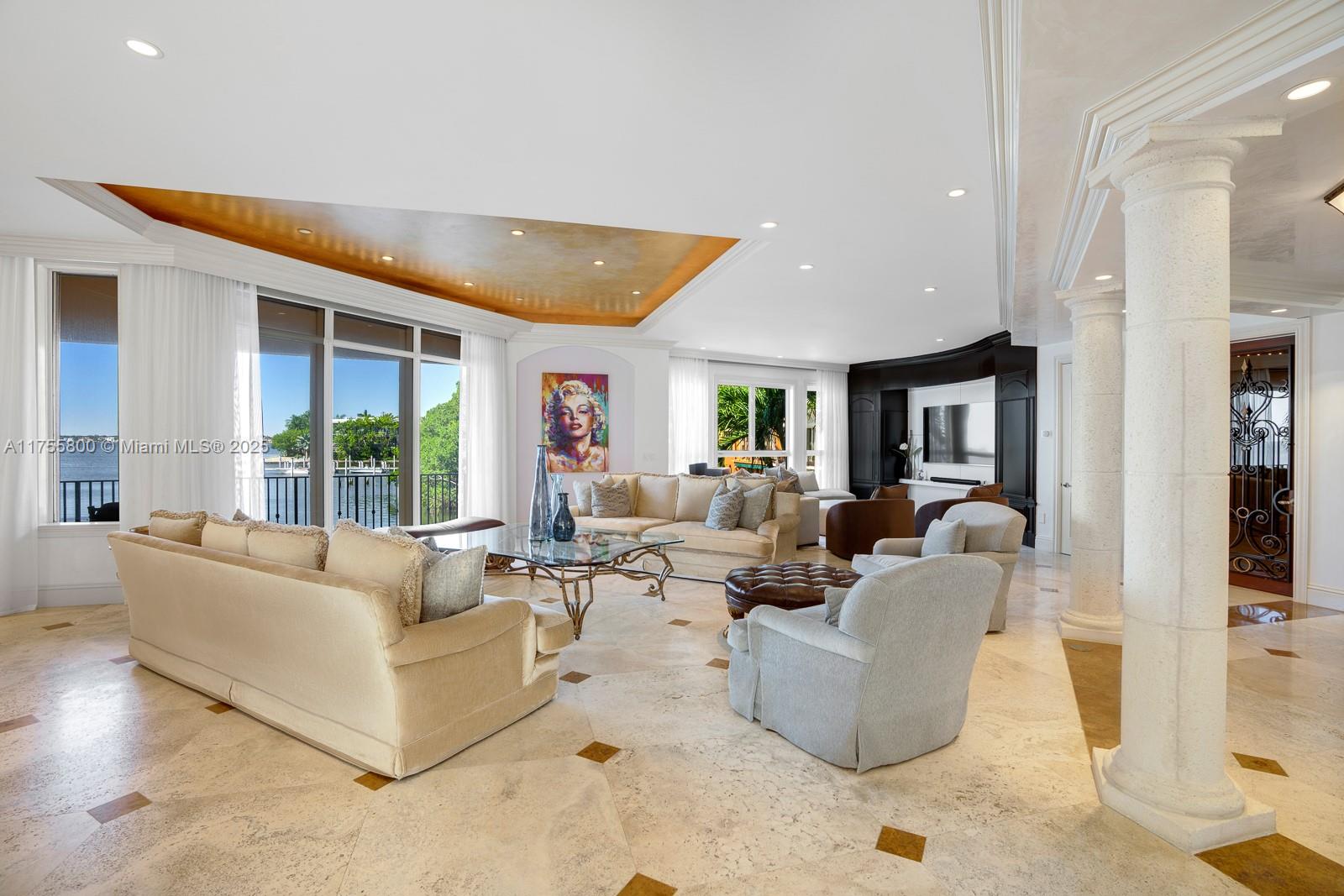CLOISTERS ON THE BAY COND - Residential