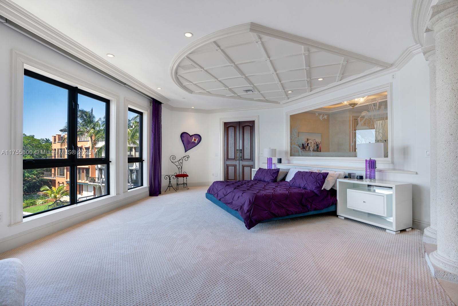 CLOISTERS ON THE BAY COND - Residential