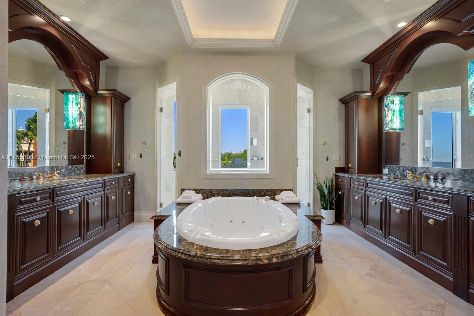 CLOISTERS ON THE BAY COND - Residential