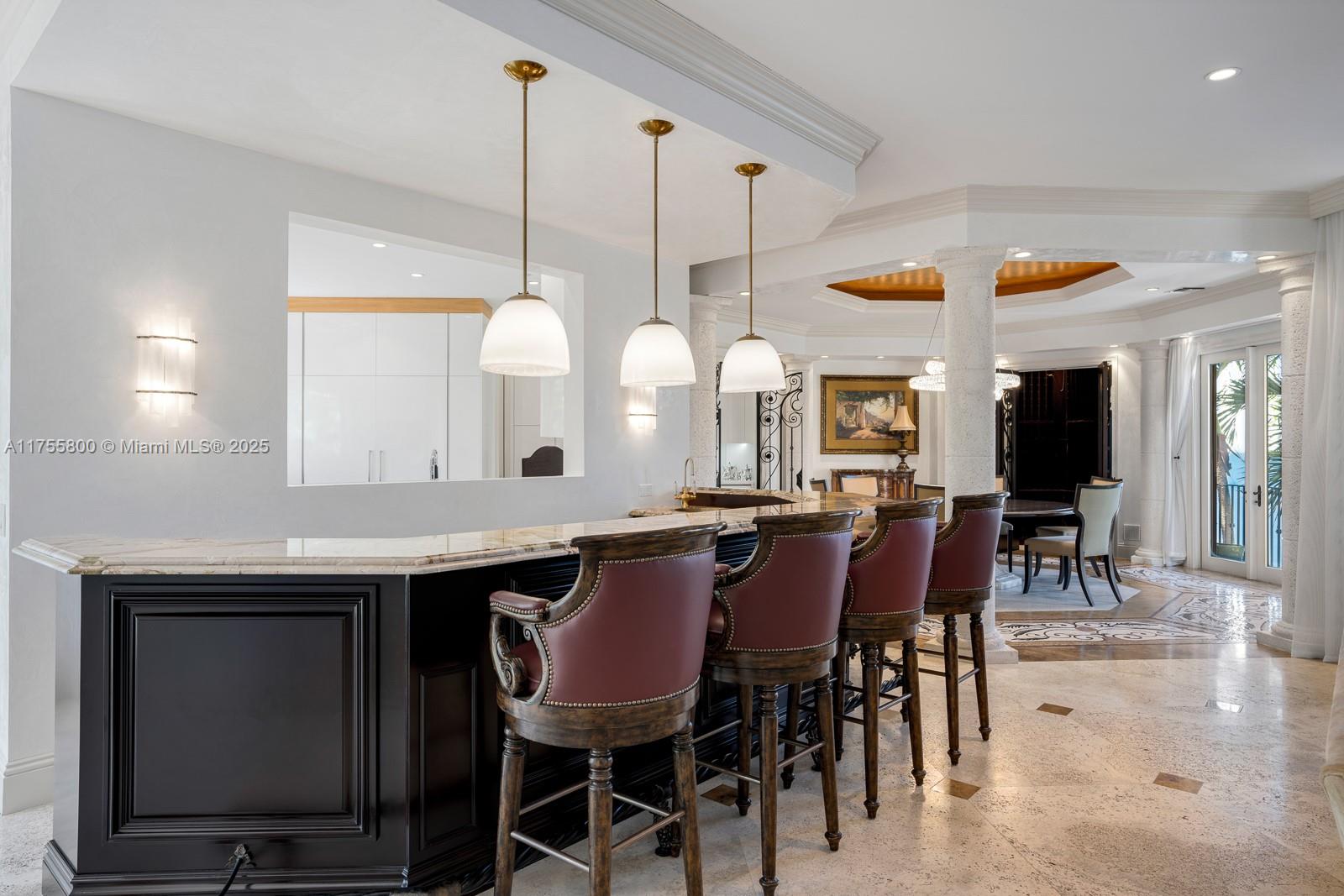 CLOISTERS ON THE BAY COND - Residential