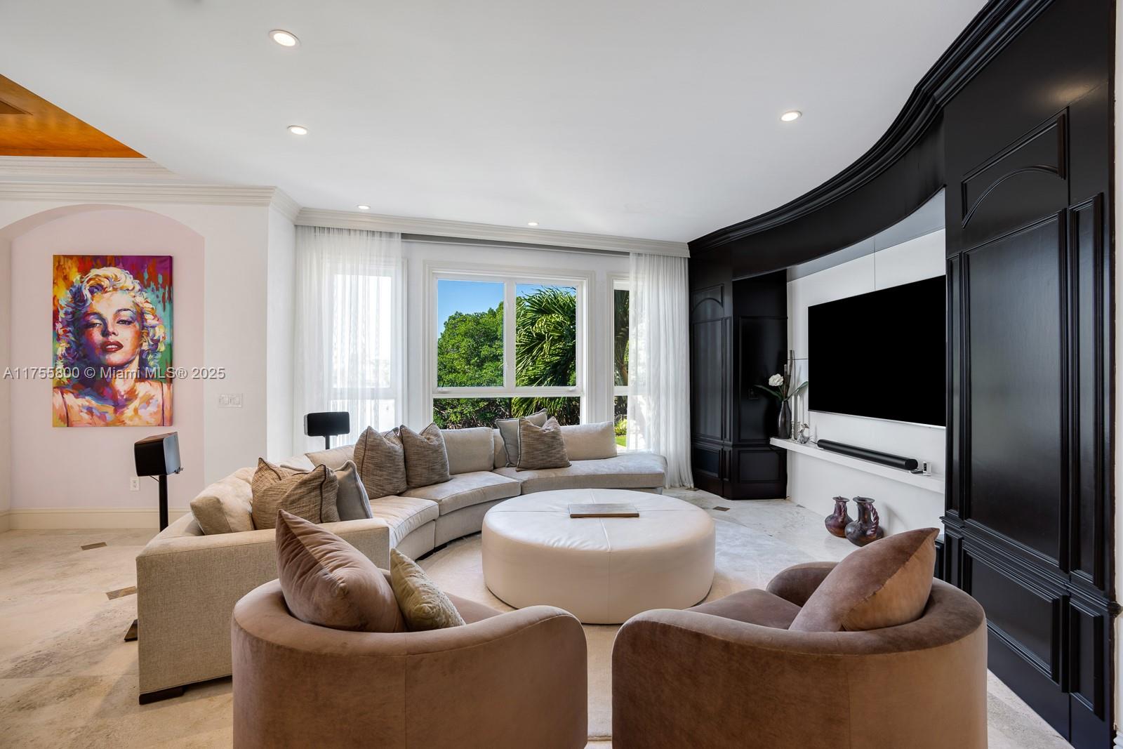 CLOISTERS ON THE BAY COND - Residential