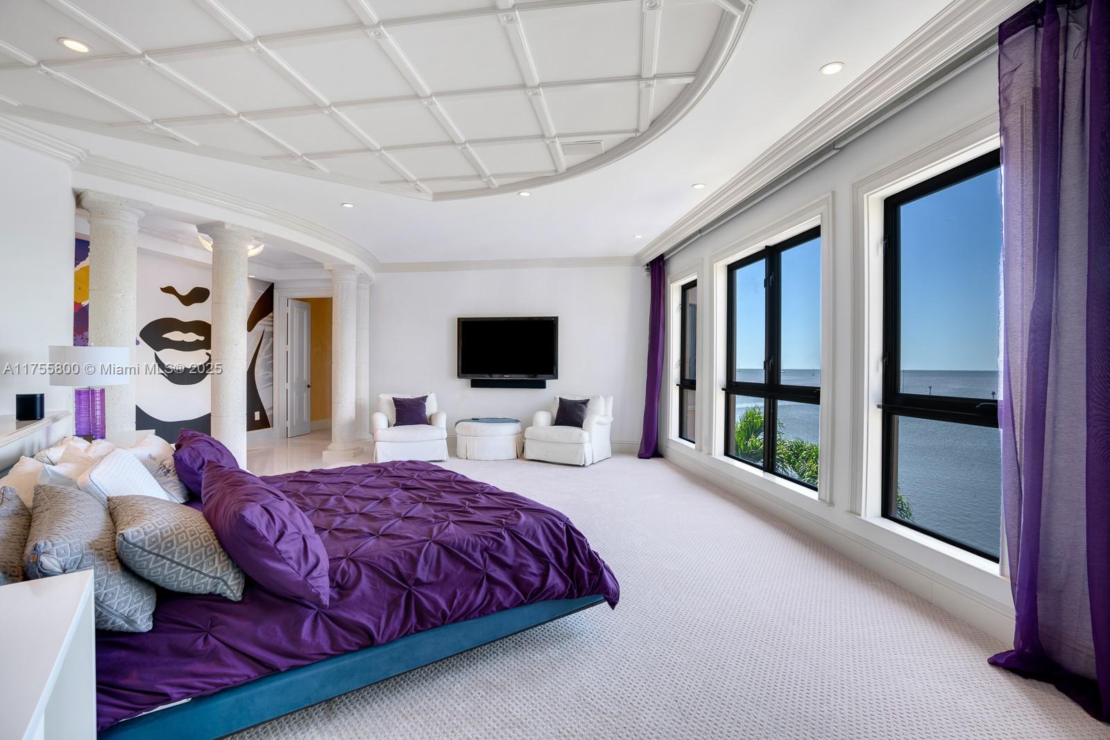 CLOISTERS ON THE BAY COND - Residential