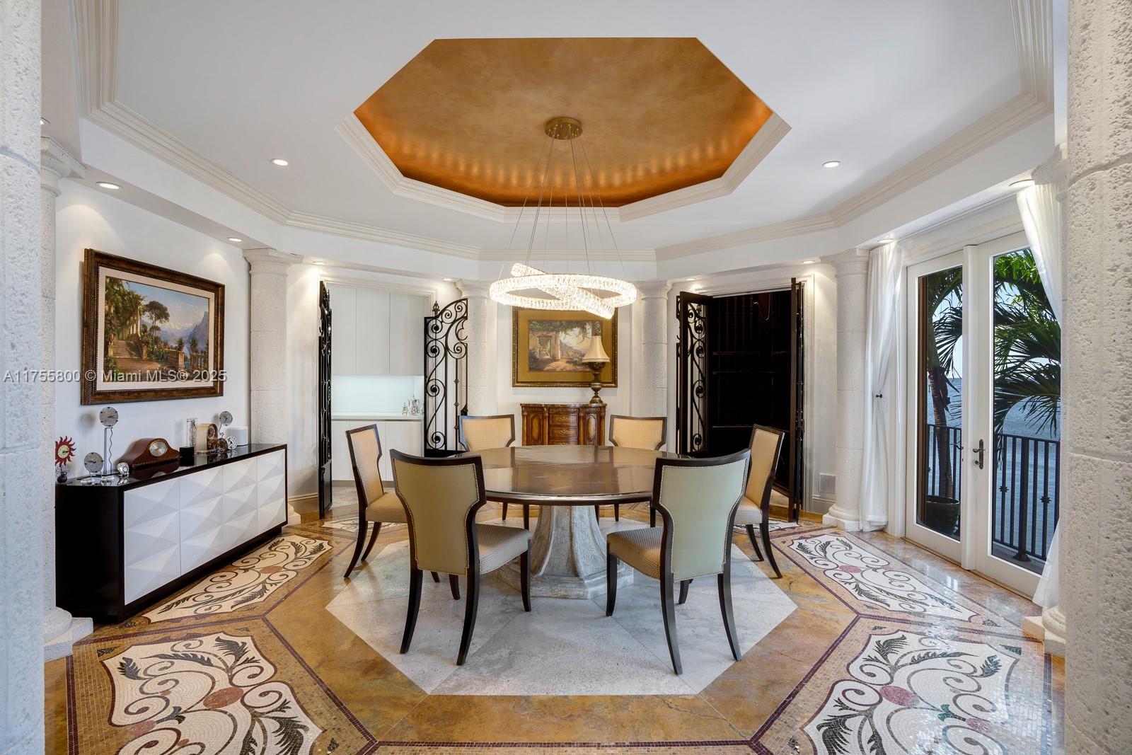 CLOISTERS ON THE BAY COND - Residential