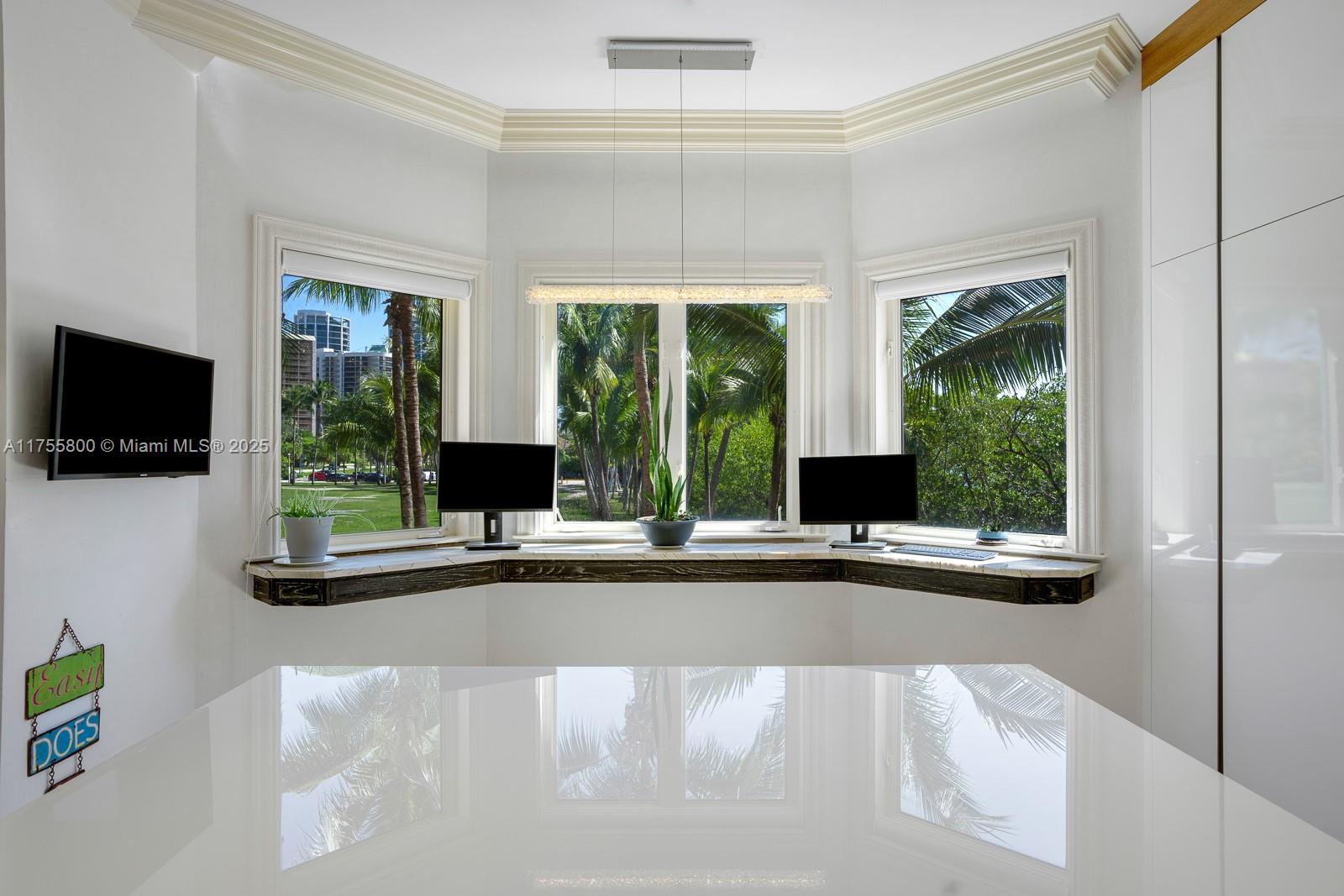 CLOISTERS ON THE BAY COND - Residential